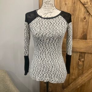 Guess top sweater size XS